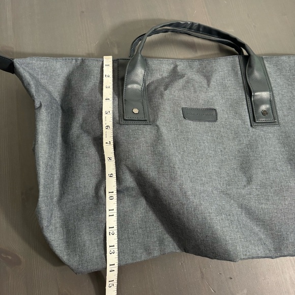 John Varvatos Men's Travel Weekender Duffle - Picture 9 of 10